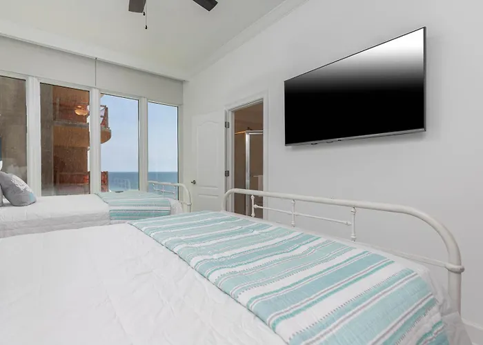 Phoenix Gulf Towers 1404 Apartment *